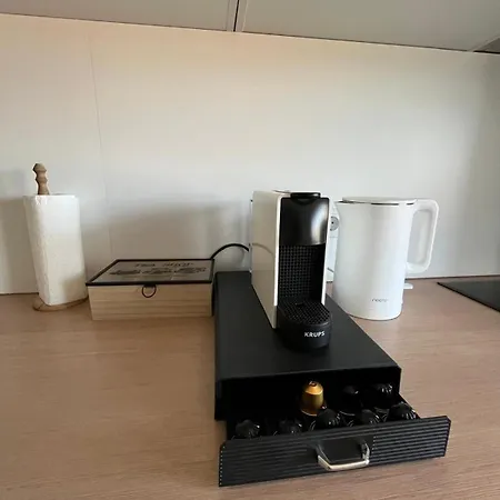 Apartamento Cu Curte Gruia