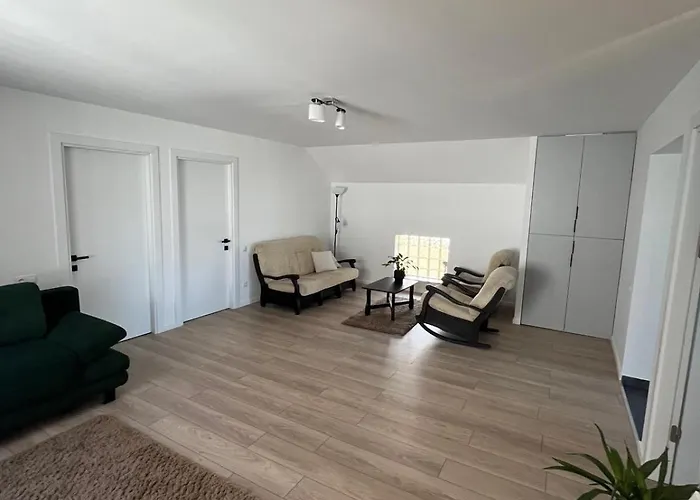 Cu Curte Gruia Appartamento *