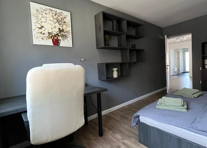 Appartamento Cu Curte Gruia *